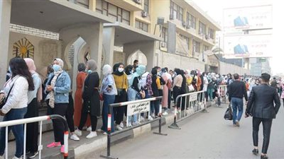 الدائرة الانتخابية لمرتضى منصور.. السيدات وكبار السن يتصدرون المشهد.. وعضو حملة المستشار: لم نمنع المندوبين من الدخول