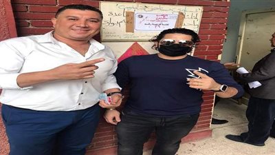 مصطفى حجاج يدلي بصوته في انتخابات النواب بروض الفرج | صور