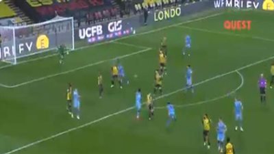 شاهد.. هدفا برأسية من خارج منطقة الجزاء في التشامبيون تشيب