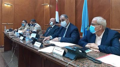 محافظ القاهرة من غرفة العمليات: انتخابات النواب تسير بشكل طبيعى دون معوقات