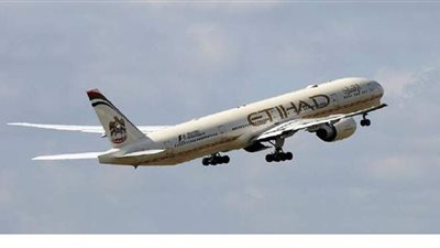 شركة الاتحاد للطيران الإماراتية تعلن تنحي مسئولين تنفيذيين كبار عن منصبهم