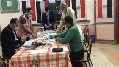 الحصر العددي لأصوات المرشحين بلجنتين في ميت غمر.. 694 صوتا لأبو زيد و127 لمرتصى منصور