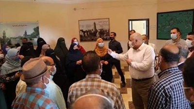 محافظ الوادي الجديد يحيل المسئولين بالوحدة المحلية لقرى القصر للتحقيق