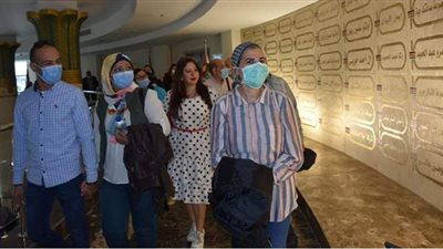 وفد من المتبرعين يزور مستشفى الأورام بالأقصر بعد كورونا