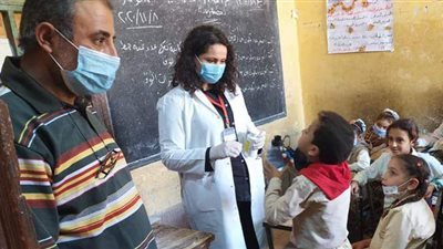 صحة المنيا: تجريع 141 ألف تلميذ ضد الطفيليات المعوية بالمرحلة الابتدائية