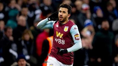 تريزيجيه يحرز الهدف الأول لأستون فيلا في شباك أرسنال