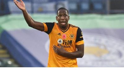 مدافع وولفرهامبتون يختار اللعب لمنتخب كوت ديفوار