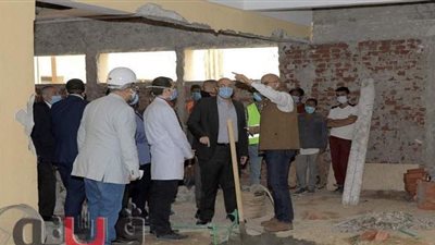 محافظ بني سويف يتفقد مشروع رفع كفاءة مستشفى الصدر