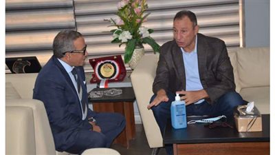 الجنايني يستقبل الخطيب في اتحاد الكرة