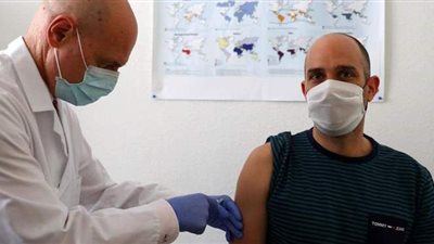 بريطانيا تعلن موعد توزيع لقاح كورونا