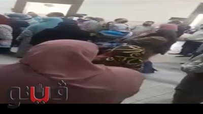 موظفو مجلس مدينة طنطا يعترضون على نقل المقر الإداري إلى سبرباي | صور