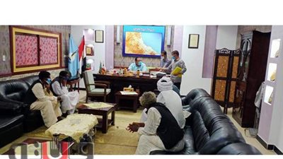 رئيس مدينة الشلاتين يعقد الاجتماع الاسبوعي مع المواطنين |صور