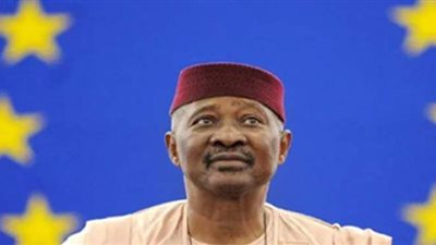 وفاة رئيس مالي السابق عن عمر يناهز 72 عاما