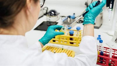 البرازيل: تعليق التجارب السريرية للقاح 