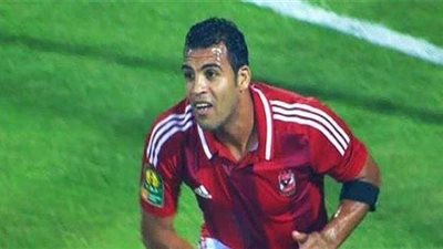 نجم الأهلي السابق يقود فريق طامية بالقسم الثالث