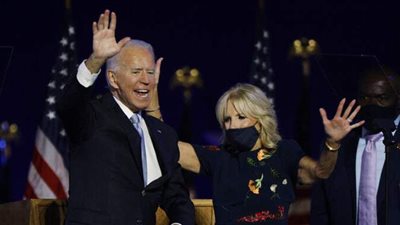 في خطوة هي الأولى.. زوجة بايدن تريد مواصلة عملها خارج البيت الأبيض