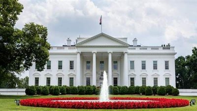 البيت الأبيض يطالب بتنفيذ خطط ميزانية ترامب لشهر فبراير