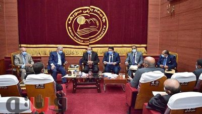 رئيس جامعة بني سويف يعلن دعمه بـ3 آلاف جنيه لكل طالب بالبرنامج الدولي