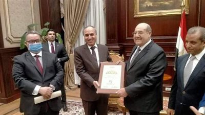 عبد المحسن سلامة يعلن ترشحه على منصب نقيب الصحفيين من مقر الشيوخ