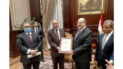 تفاصيل لقاء رئيس مجلس الشيوخ وعبد المحسن سلامة