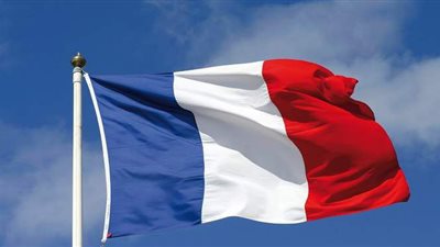 السفارة الفرنسية في الإمارات تحذر رعاياها وتطالبهم بتوخي الحذر