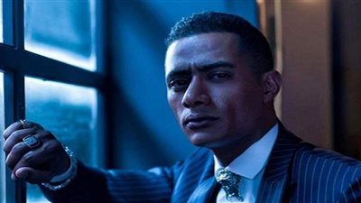 محمد رمضان يجسد شخصية مجرم تهرب منه شقيقته بمسلسل 