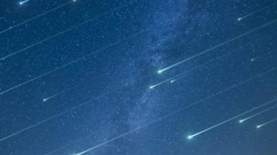 سماء القاهرة تشهد ظاهرة 