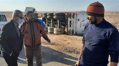 تسيير الطريق بعد انقلاب مقطورة محملة بـ 55 ألف لتر سولار بغارب | صور