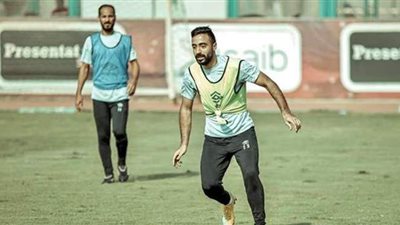 محمود وحيد يخضع للكشف الطبي بمران الأهلي