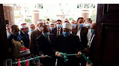 وزير الأوقاف يفتتح توسعات مسجد الإسماعيلي ويؤدي شعائر صلاة الجمعة | صور