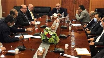 صناع مواد البناء يجددون مطالبهم بإلغاء الضريبة العقارية