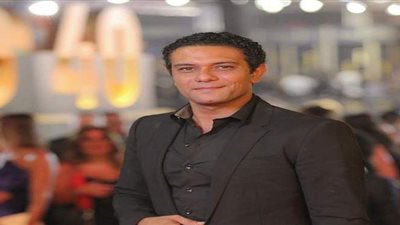 آسر ياسين يعلن انتهاء فترة الحجر المنزلي بعد تعافيه من كورونا