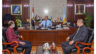 محافظ الإسكندرية يكلف  تأمينات ومعاشات شرق وغرب بحل مشاكل المواطنين