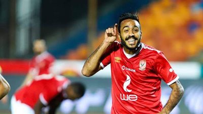 بعد إصابة صلاح بكورونا .. اتجاه لاستدعاء كهربا لمعسكر المنتخب