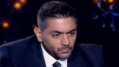 زوجة أحمد  فلوكس: كنت بزعل لما يتجوز أي واحدة ويطلقها.. والفنان يبكى
