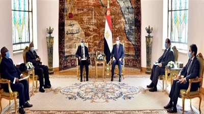 السيسي يستقبل رئيس ناميبيا الأسبق ويؤكد اعتزاز مصر بالعلاقات الثنائية