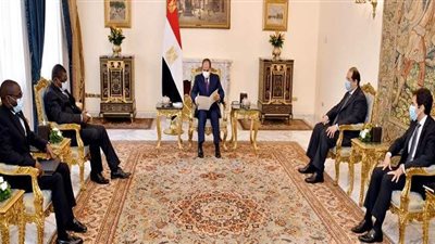 السيسي يتسلم رسالة من نظيره الزامبي تضمنت دفع أطر التعاون الاقتصادي والتجاري