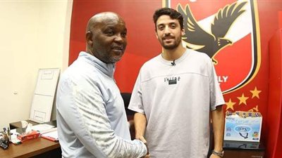 موسيماني يجتمع مع طاهر.. ويطمئن على حالته الصحية