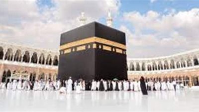 بعد إقرار شرط السن.. السياحة تكشف نسب الزيادة المتوقعة في أسعار برامج العمرة