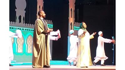 نجوم الفن وشخصيات عامة بختام ليالي 