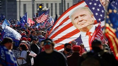 ترامب يشيد بالمسيرات الداعمة والمناصرة له في واشنطن