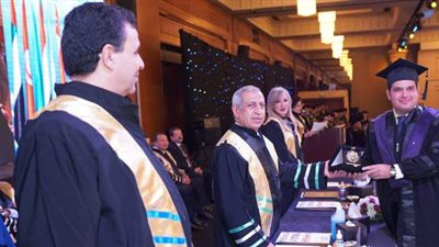 الأكاديمية العربية للعلوم تحتفل بتخريج 160 طالبا من كلية الدراسات العليا