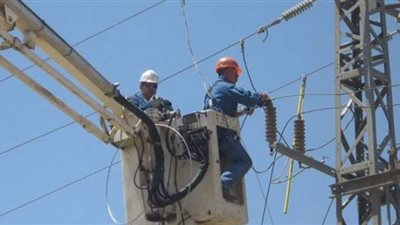 الكهرباء تكشف سبب انقطاع التيار في بعض المحافظات