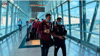 الصور الأولى لمغادرة المنتخب الوطني مطار القاهرة متوجها إلى توجو