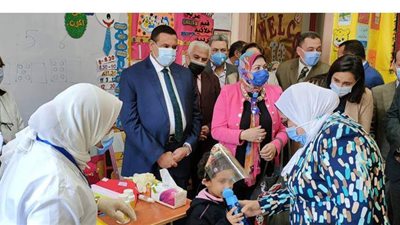 تطعيم ٦٠٠ ألف تلميذ بالبحيرة ضد الطفيليات المعوية