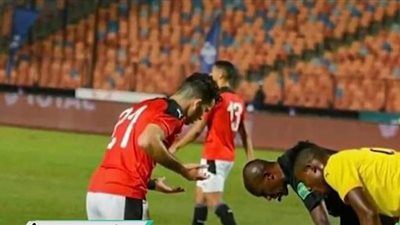 سفير مصر في توجو: ملعب المباراة حديث الإنشاء ومجهز للأمطار الغزيرة حال هطولها