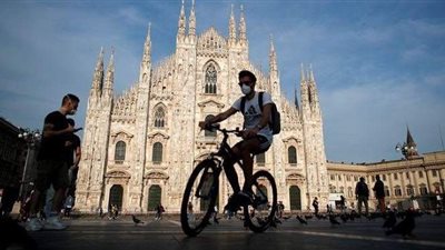 أحد مؤسسي شركة بيونتيك المطورة للقاح كورونا يؤكد عودة الحياة إلى طبيعتها الشتاء القادم