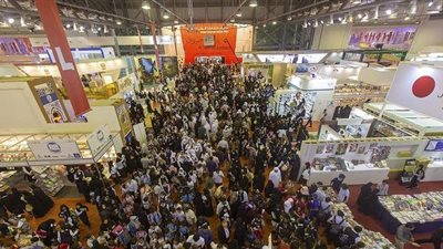 رئيس الشارقة للكتاب: زوار المعرض  بالآلاف  رغم كورونا | صور