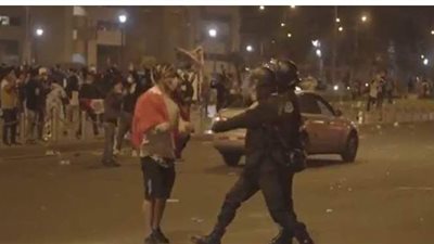بعد احتجاجات دامية... رئيس بيرو المؤقت يعلن استقالته