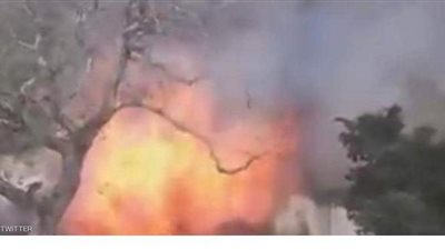 حريق هائل يدمر مسجدا تاريخيا في قلب إسطنبول | فيديو